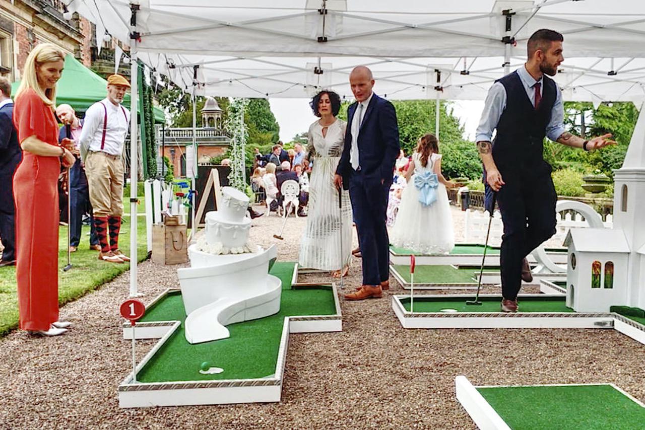 Capesthorne Hall Wedding Mobile Crazy Golf Wedding Cake